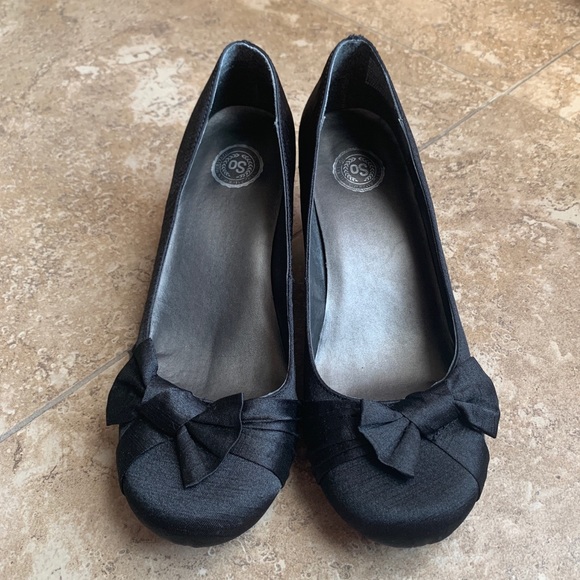 SO Shelby Kitten Heels - Picture 2 of 10